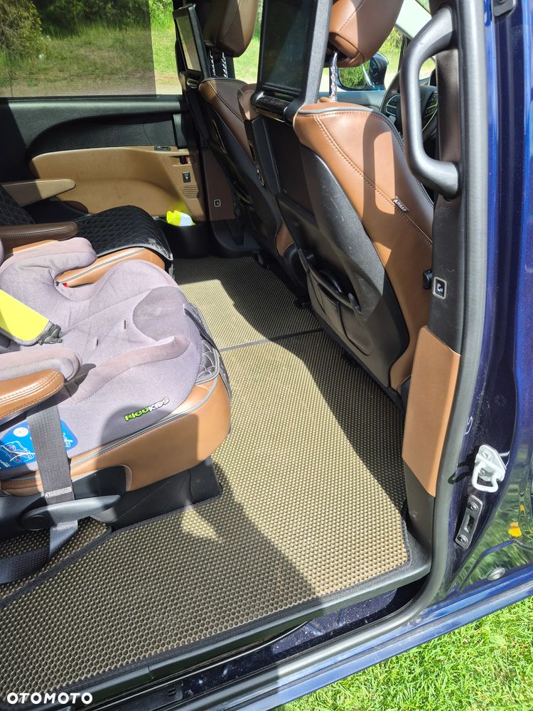 Chrysler Pacifica - 20