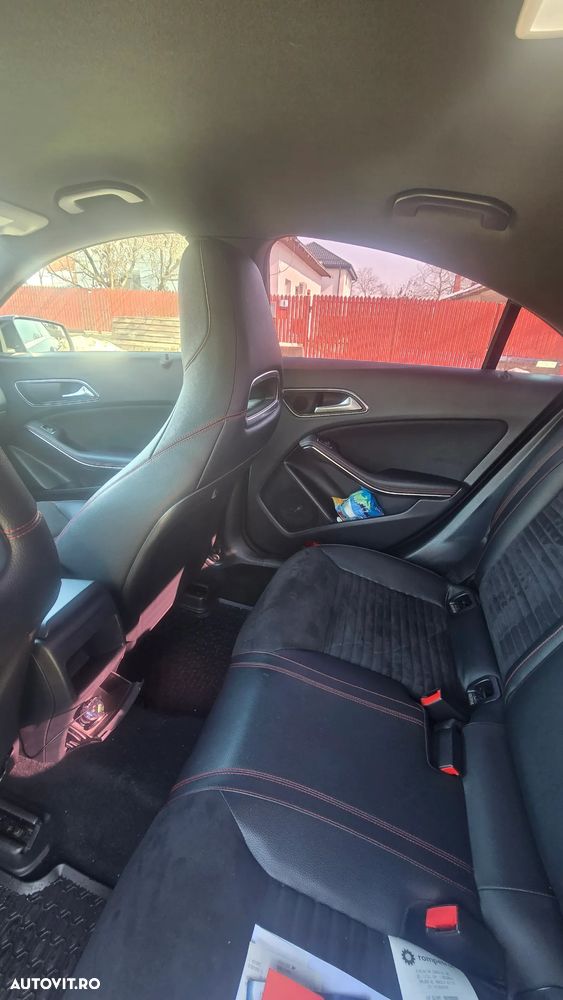 Mercedes-Benz CLA - 11