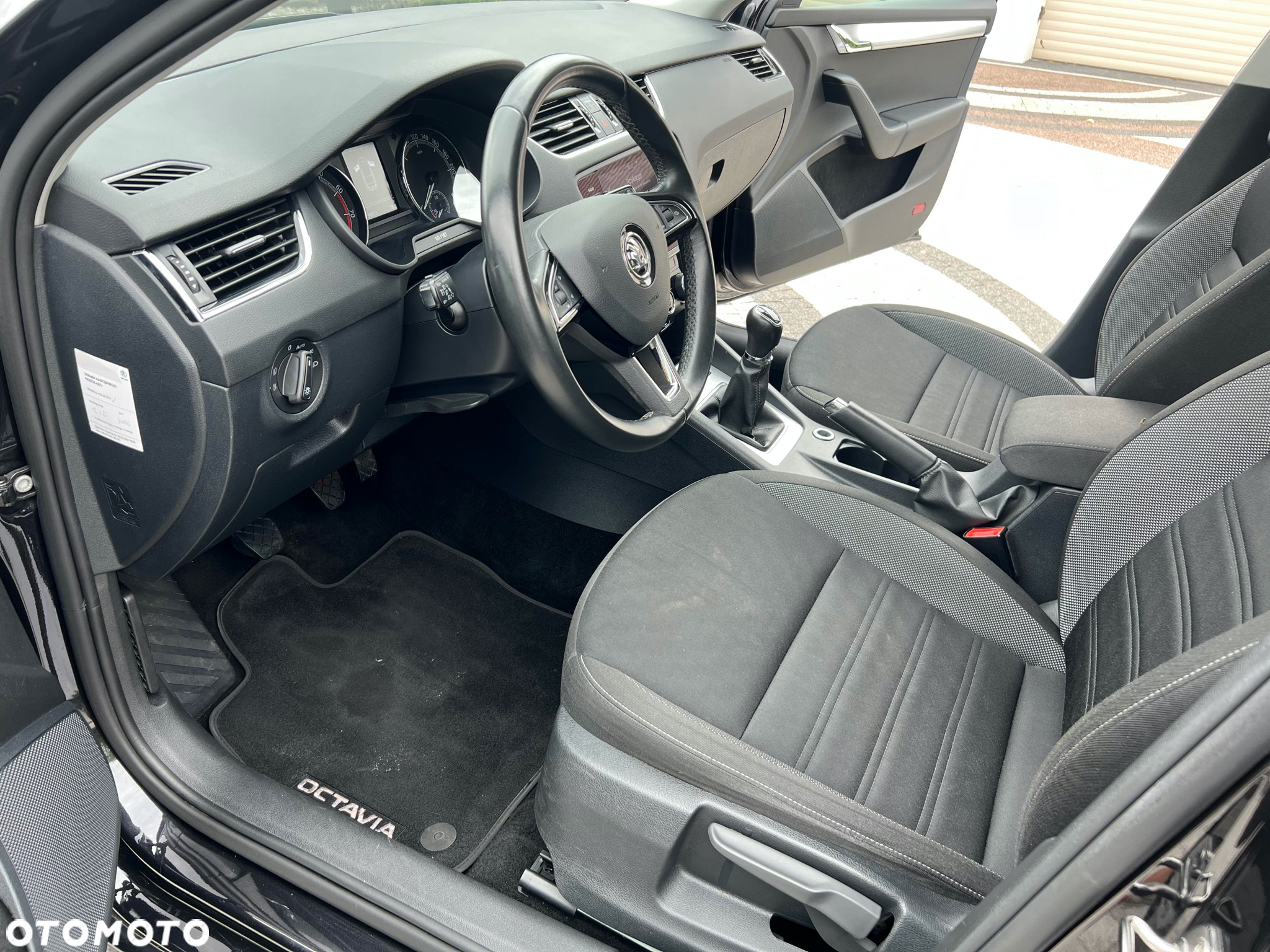 Skoda Octavia - 8