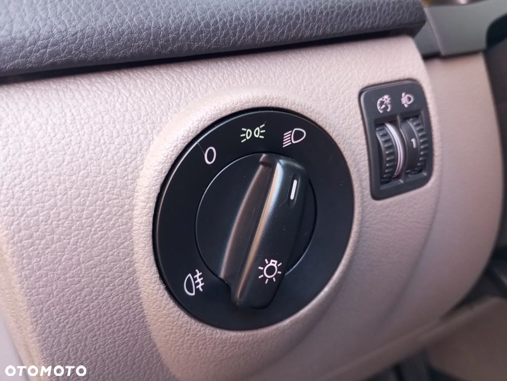 Volkswagen Golf Plus - 19