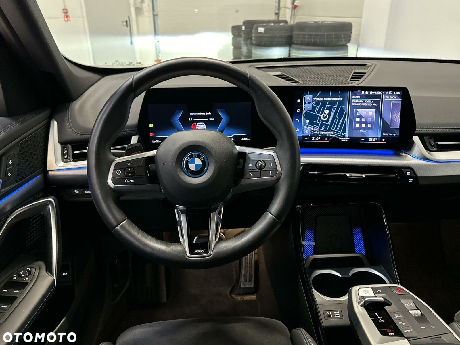 BMW iX1 - 14