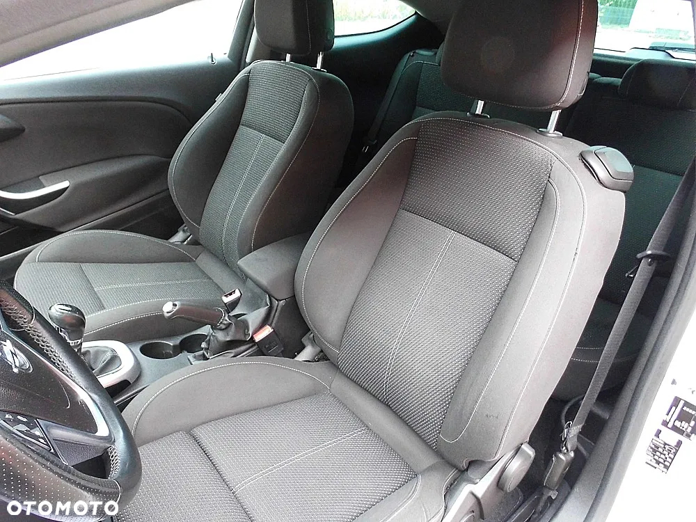 Opel Astra GTC 1.4 Turbo - 16