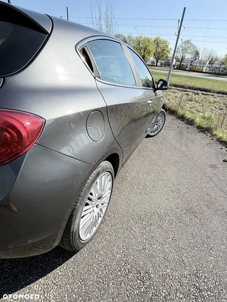 Alfa Romeo Giulietta 2.0 JTDM Exclusive TCT - 7