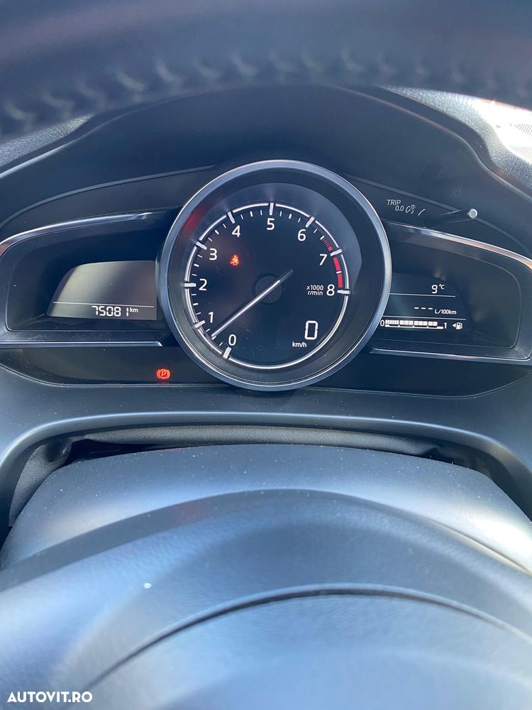 Mazda 3 G165 Revolution Top - 8