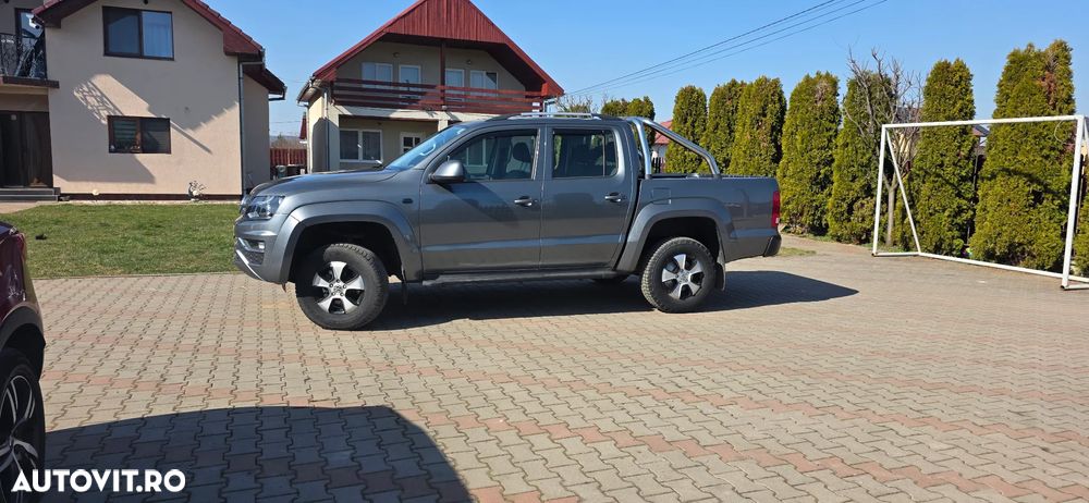 Volkswagen Amarok 2.0 TDI BMT Trendline - 16