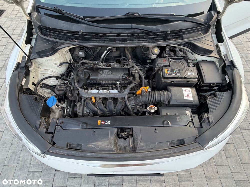 Kia Stonic 1.4 L - 27