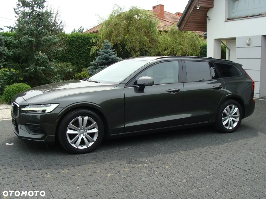 Volvo V60 D3 Momentum Pro - 9