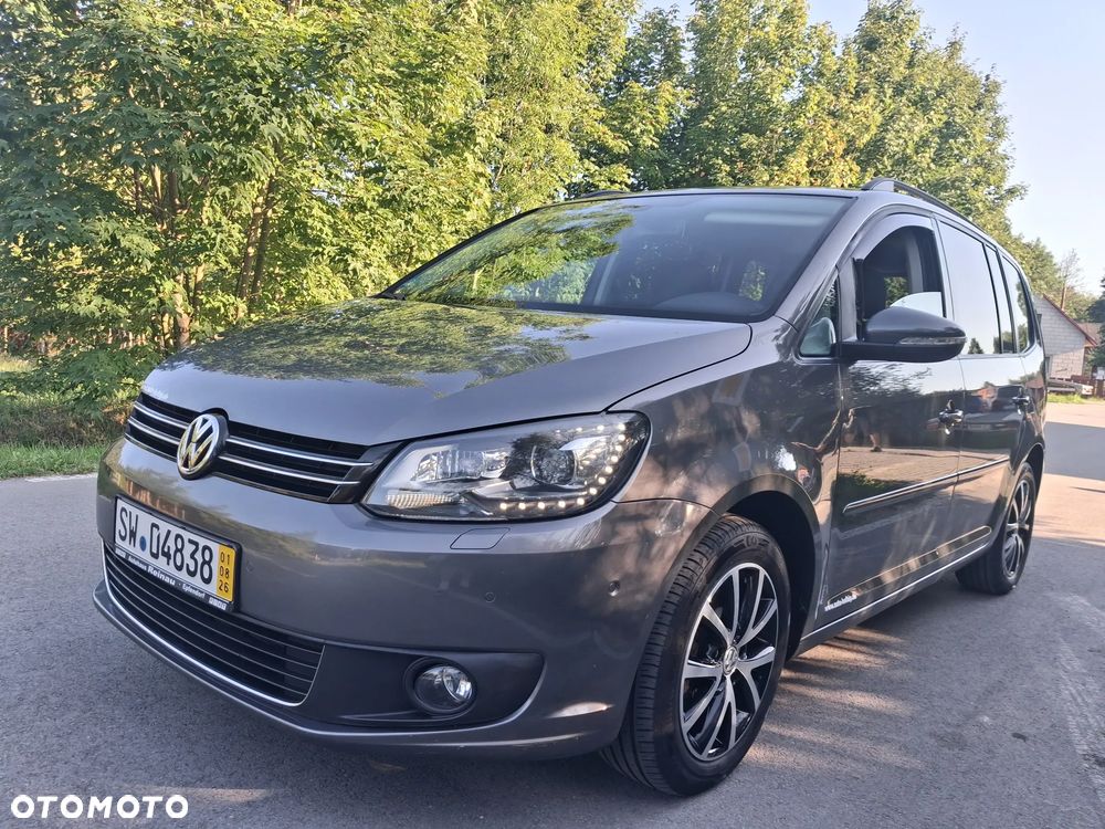 Volkswagen Touran - 1