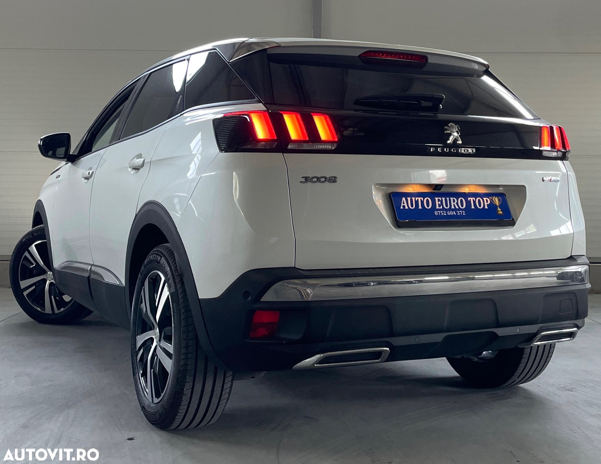 Peugeot 3008 1.2 PureTech Turbo S&S EAT6 GT-Line - 31