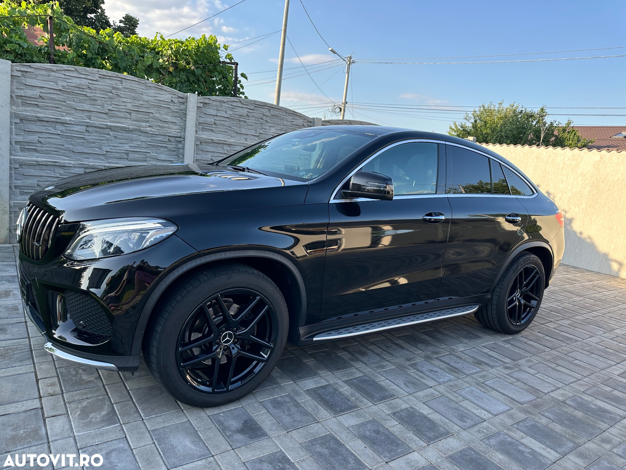 Mercedes-Benz GLE Coupe 350 d 4Matic 9G-TRONIC AMG Line - 3