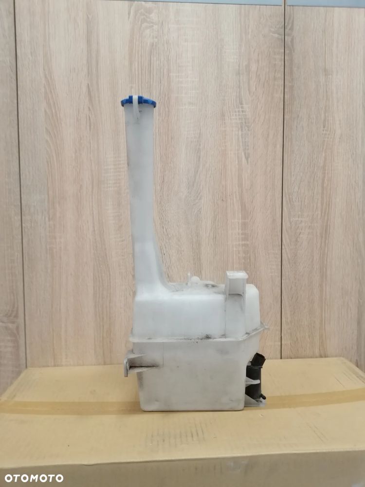 HYUNDAI IX35 ZBIORNICZEK SPRYSKIWACZA - 2