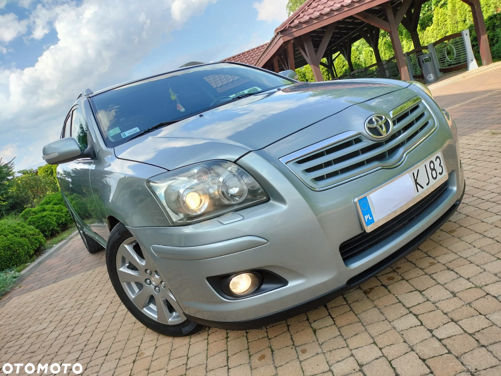 Toyota Avensis 2.0 D-4D Sol+NAVI - 22