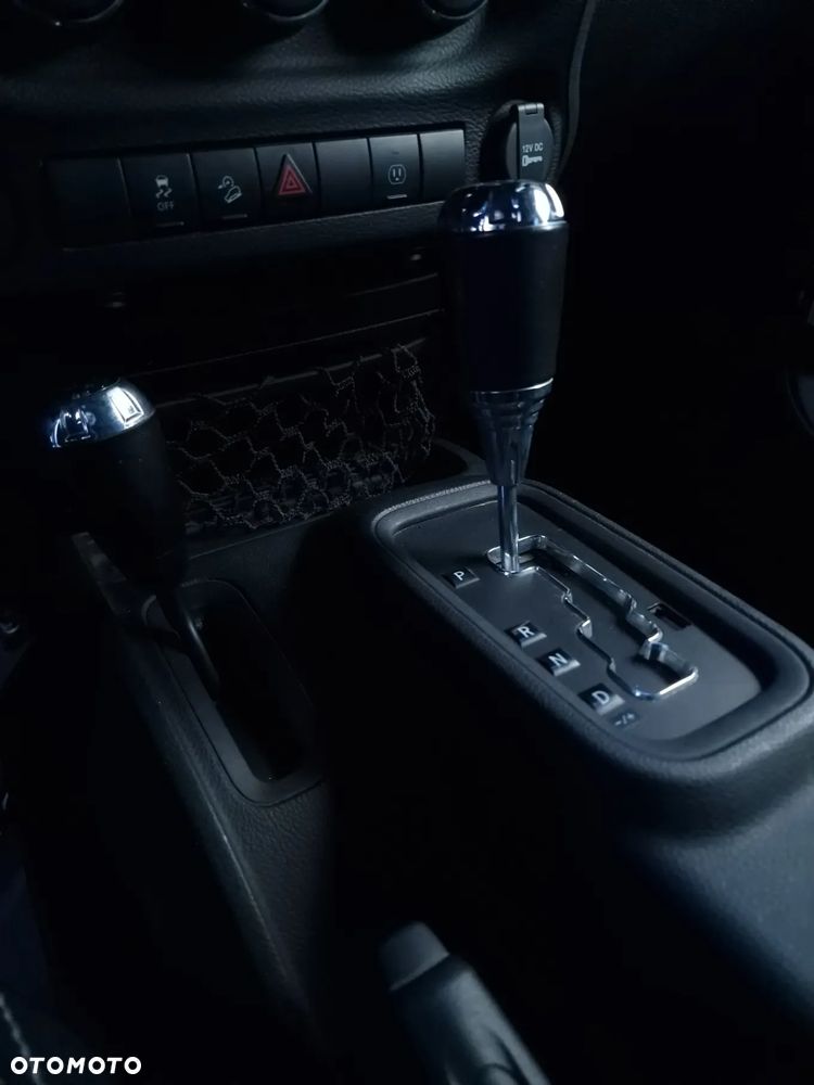 Jeep Wrangler 3.6 Unlim Rubicon X - 22