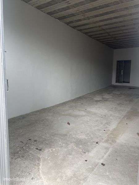 Aluga-se armazem - Grande imagem: 2/5