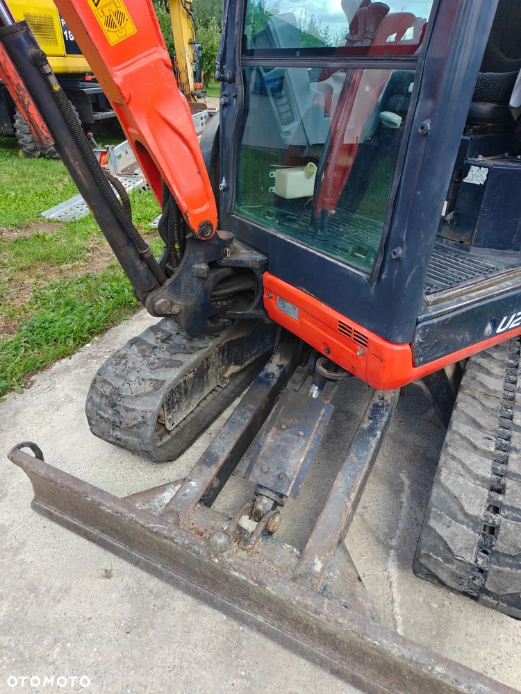 Kubota U-27 - 7