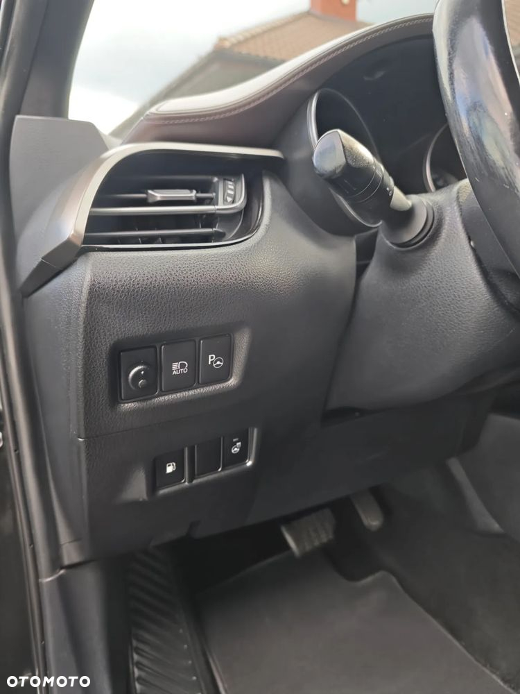 Toyota C-HR 1.8 Hybrid Prestige - 18