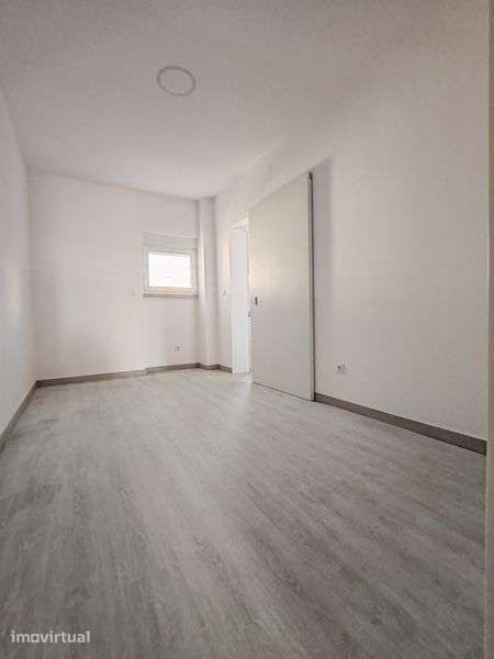 Apartamento T4 Seixal - Grande imagem: 3/8