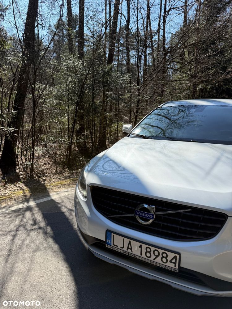 Volvo XC 60 D4 Ocean Race - 9