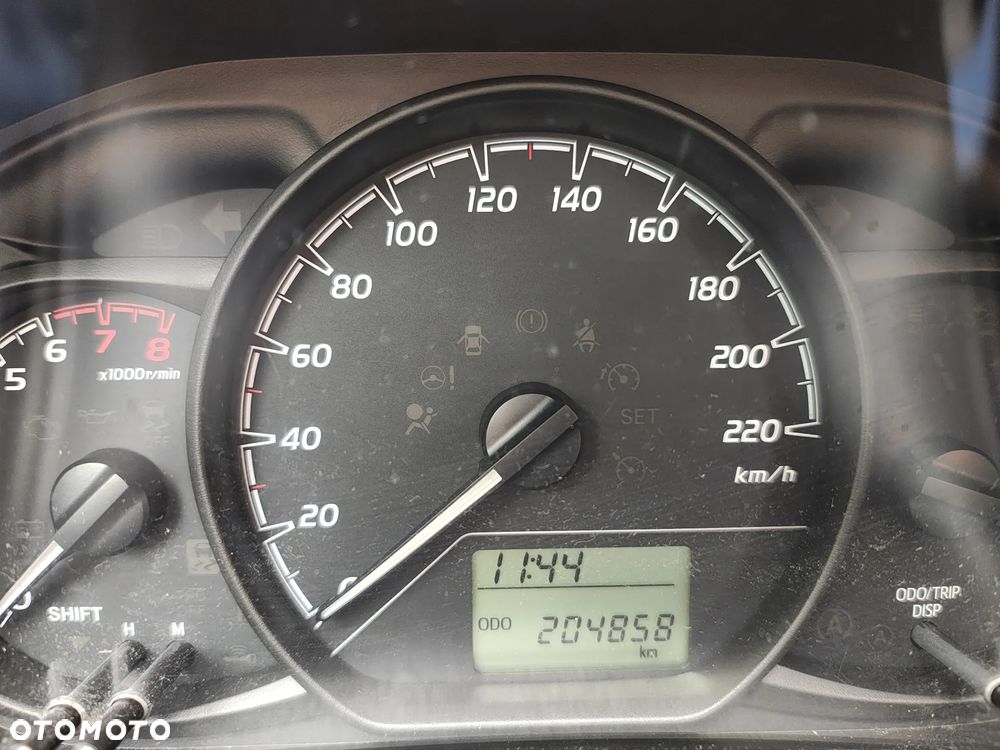 Toyota Yaris 1.5 Active - 6