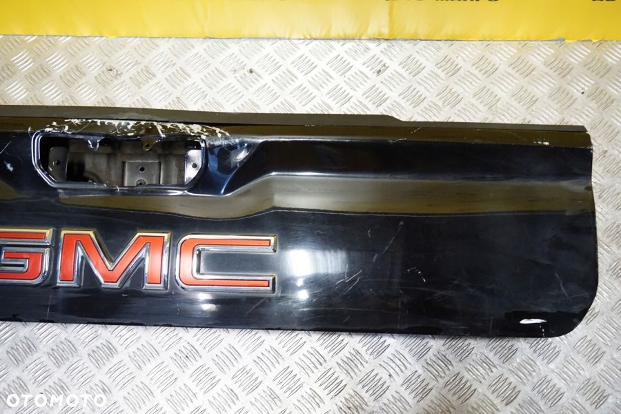 GMC SIERRA 2019 - 2024 Klapa Tylna Bagażnik Burta Tył Górna USA - 6