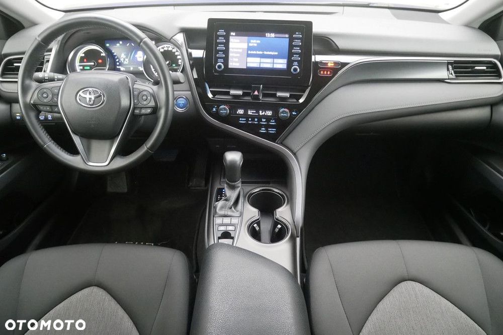 Toyota Camry 2.5 Hybrid Comfort CVT - 8