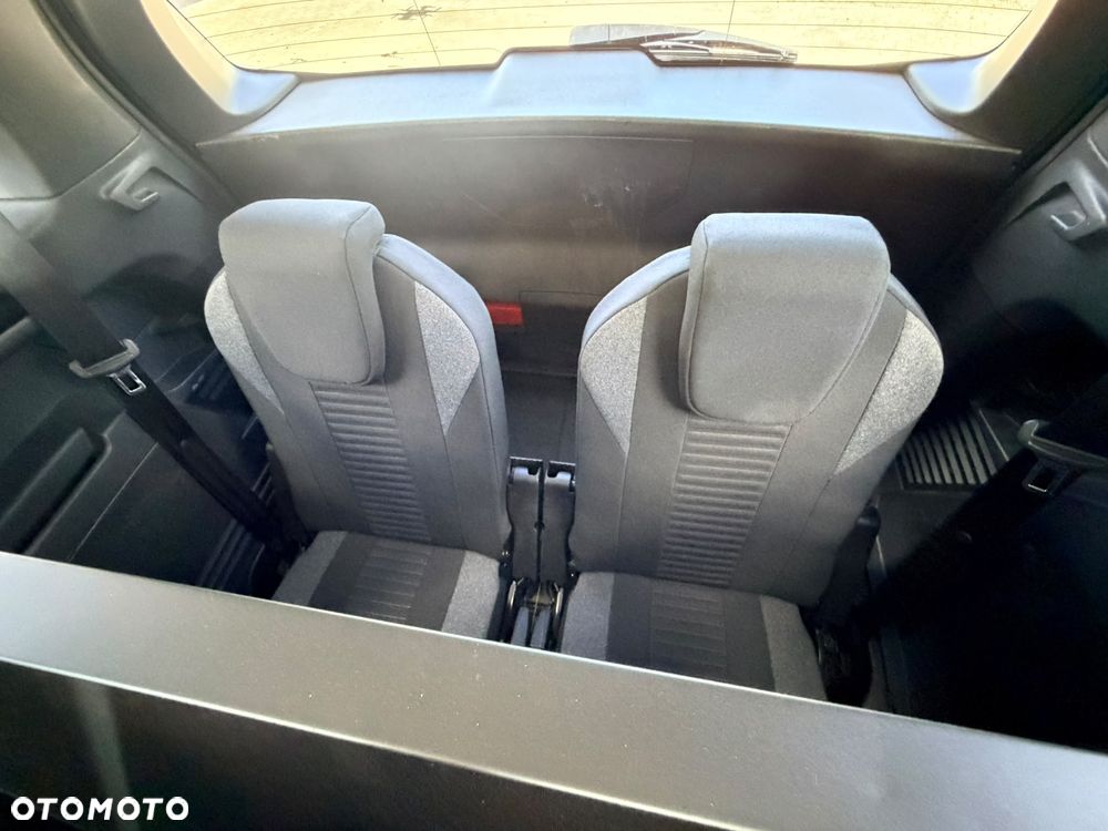 Peugeot 5008 PureTech 130 EAT8 Stop & Start Active Business-Paket - 13