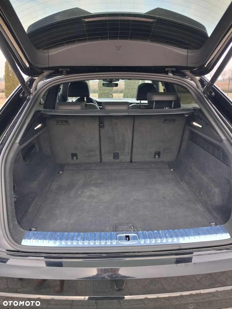 Audi Q8 - 6