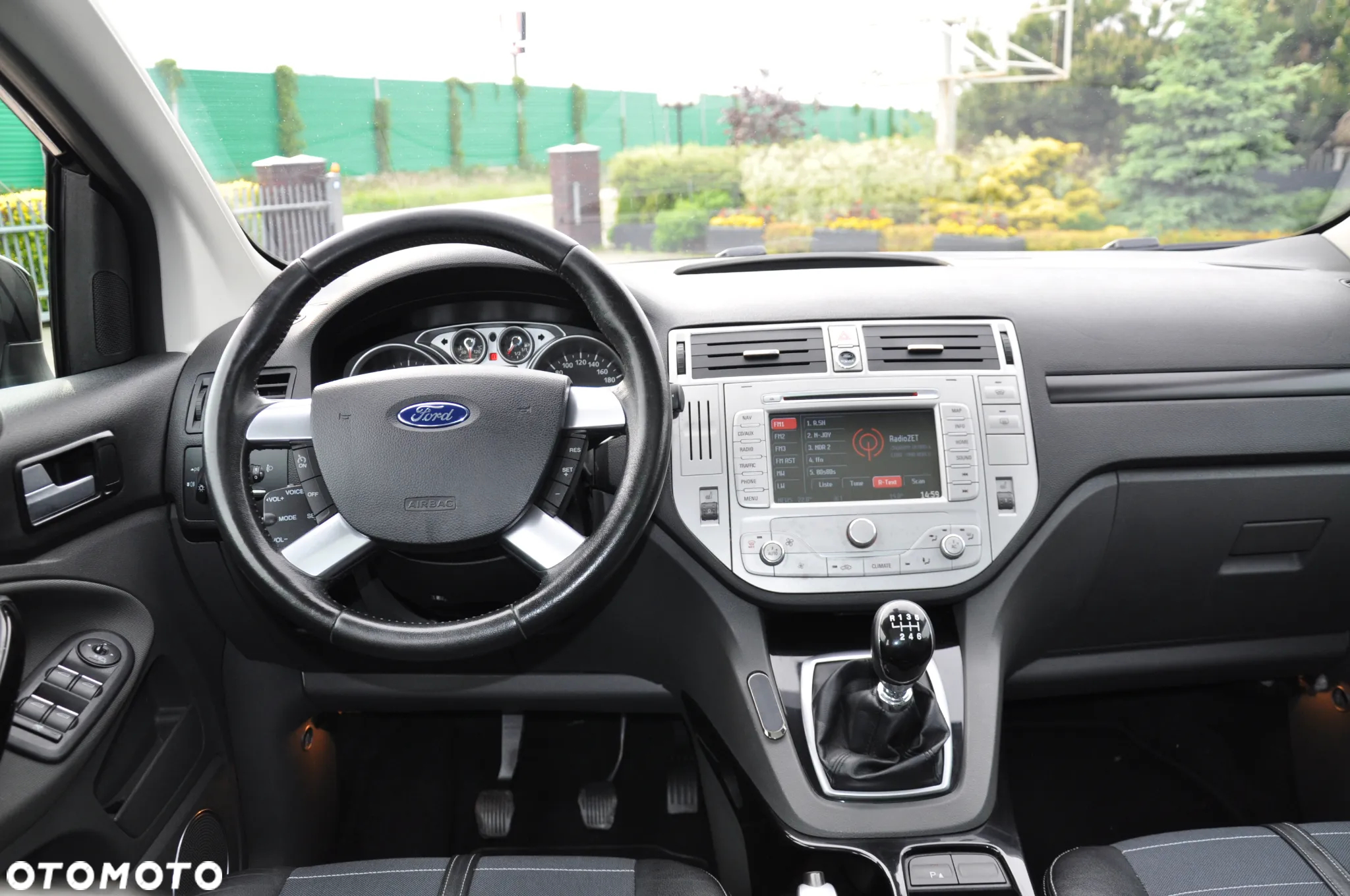 Ford Kuga 2.0 TDCi 2x4 Titanium - 11