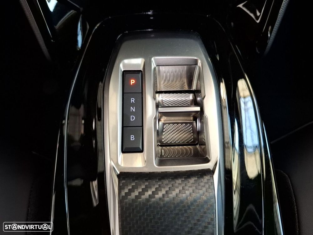 Peugeot e-2008 54 kWh Allure - 15
