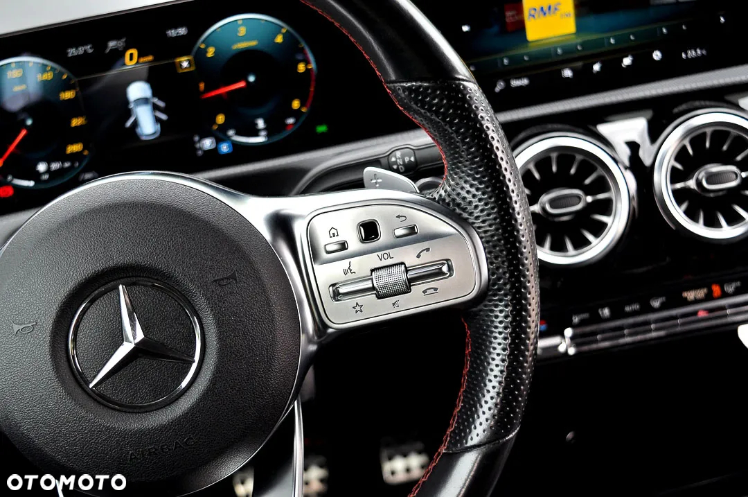 Mercedes-Benz CLA 200 d Shooting Brake 8G-DCT AMG Line - 26