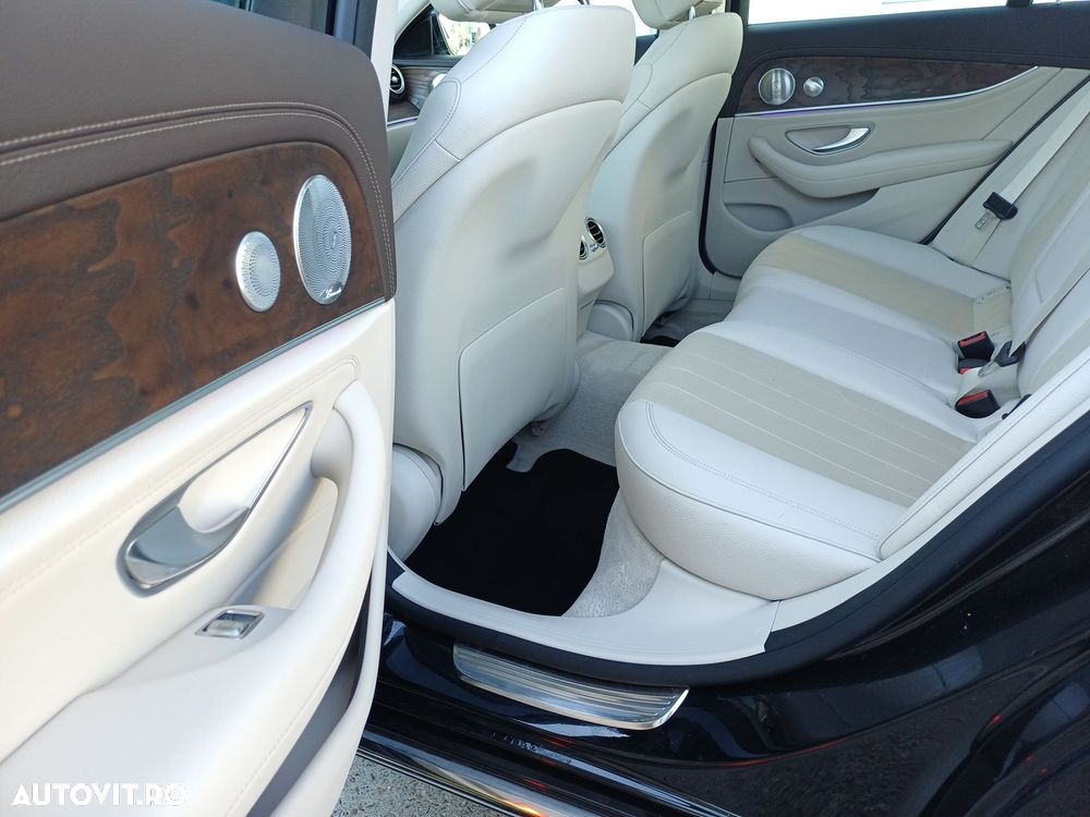 Mercedes-Benz E 200 9G-TRONIC Exclusive - 22