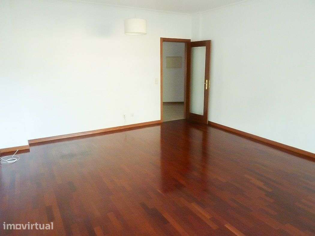 Apartamento T2 em Coimbra (Solum) - Grande imagem: 3/11