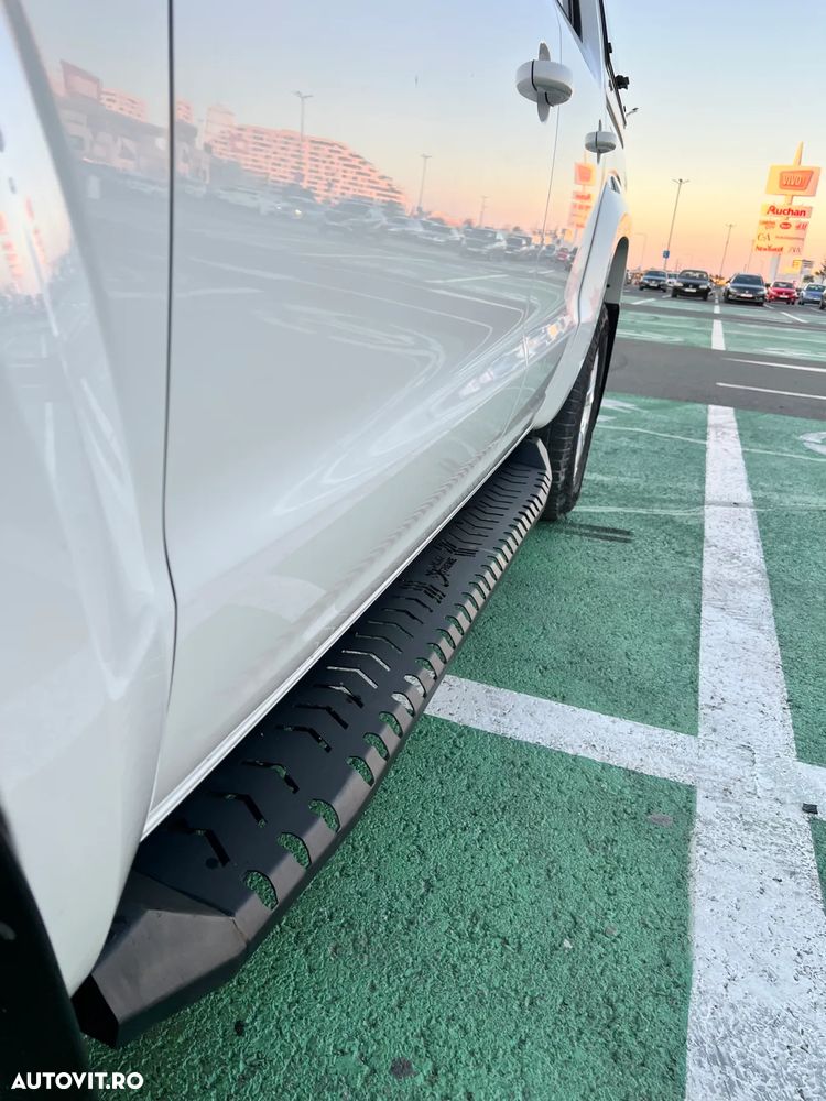 Volkswagen Amarok - 33