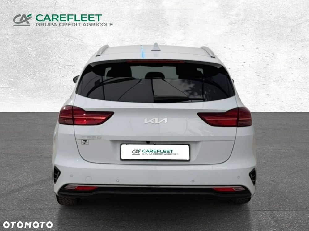 Kia Ceed - 6