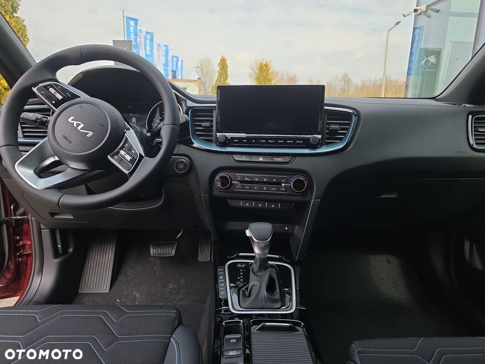 Kia XCeed 1.6 T-GDI Tribute DCT - 13