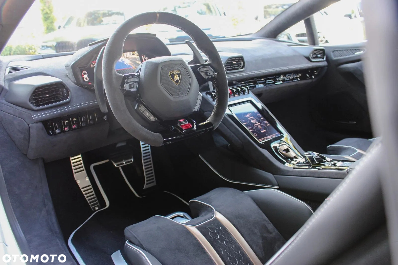Lamborghini Huracan - 12