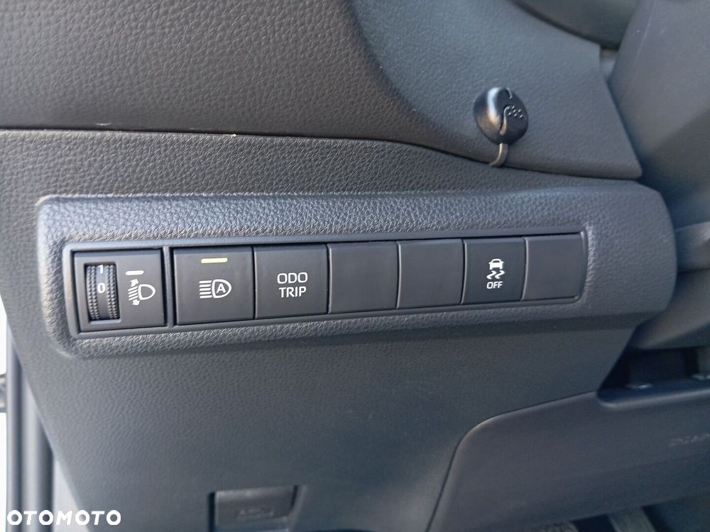 Toyota Corolla 1.8 Hybrid Comfort - 18