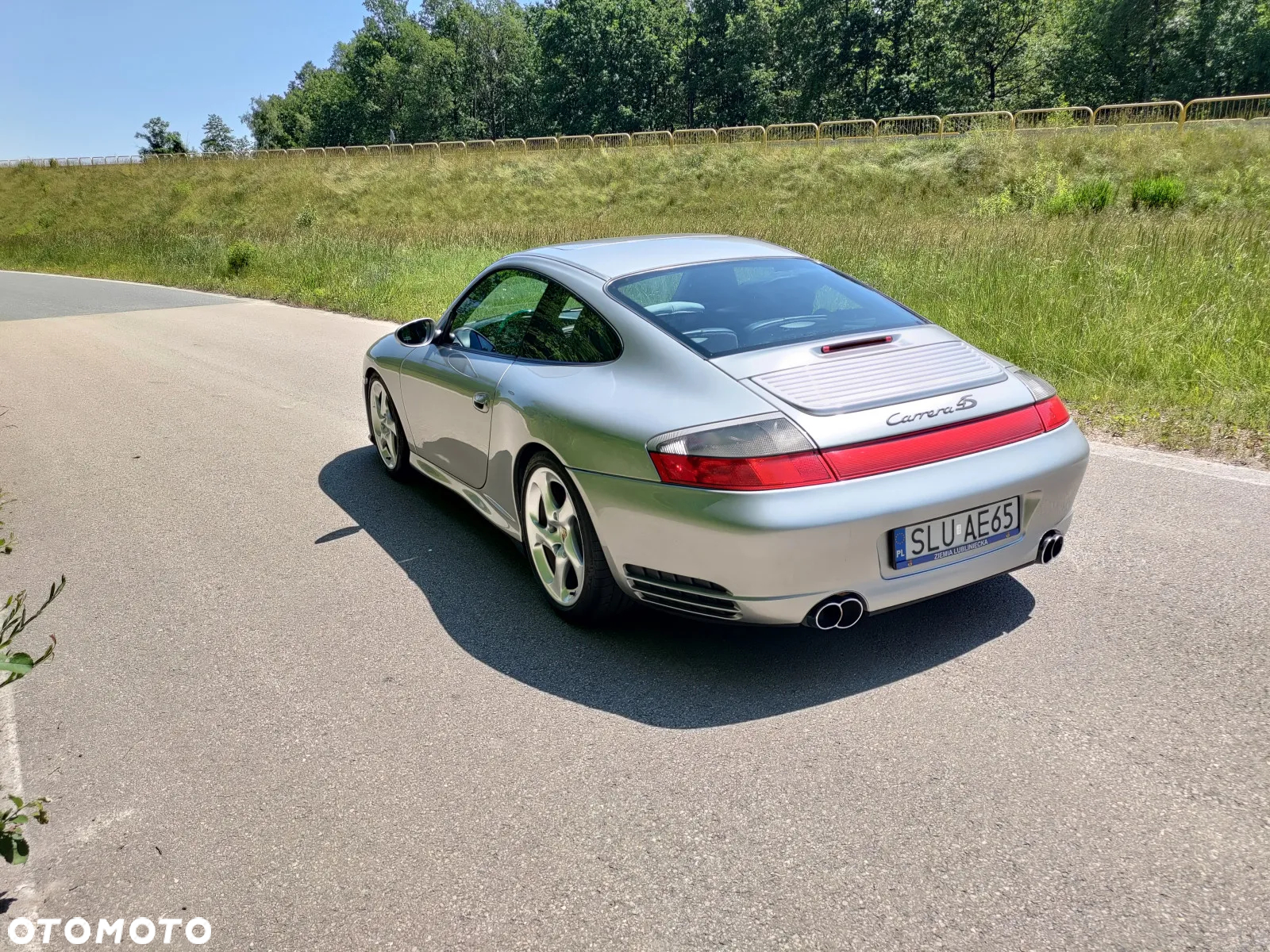 Porsche 911 Carrera 4S - 4
