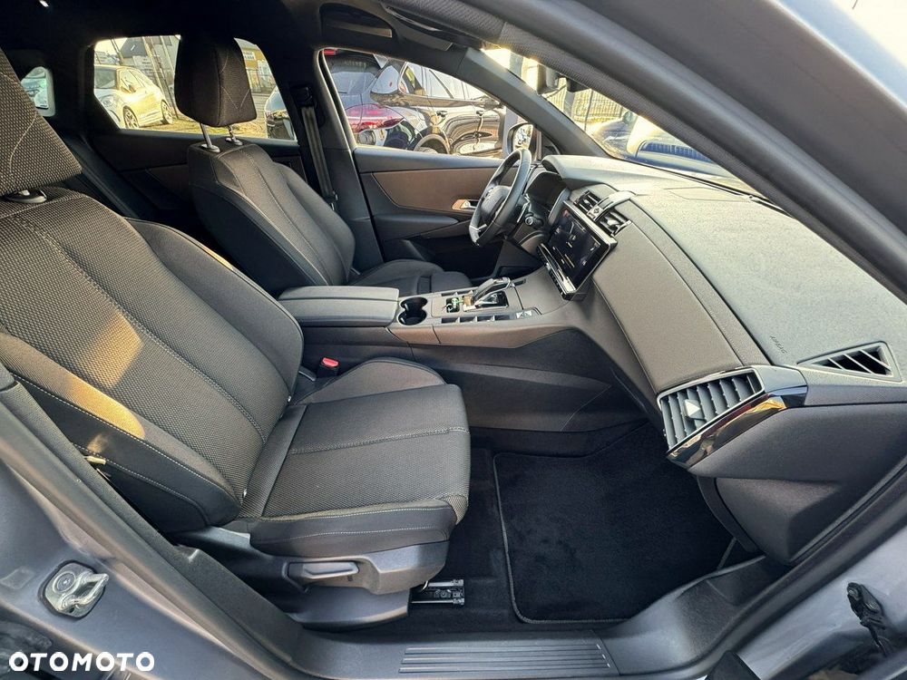 DS Automobiles DS 7 Crossback - 24