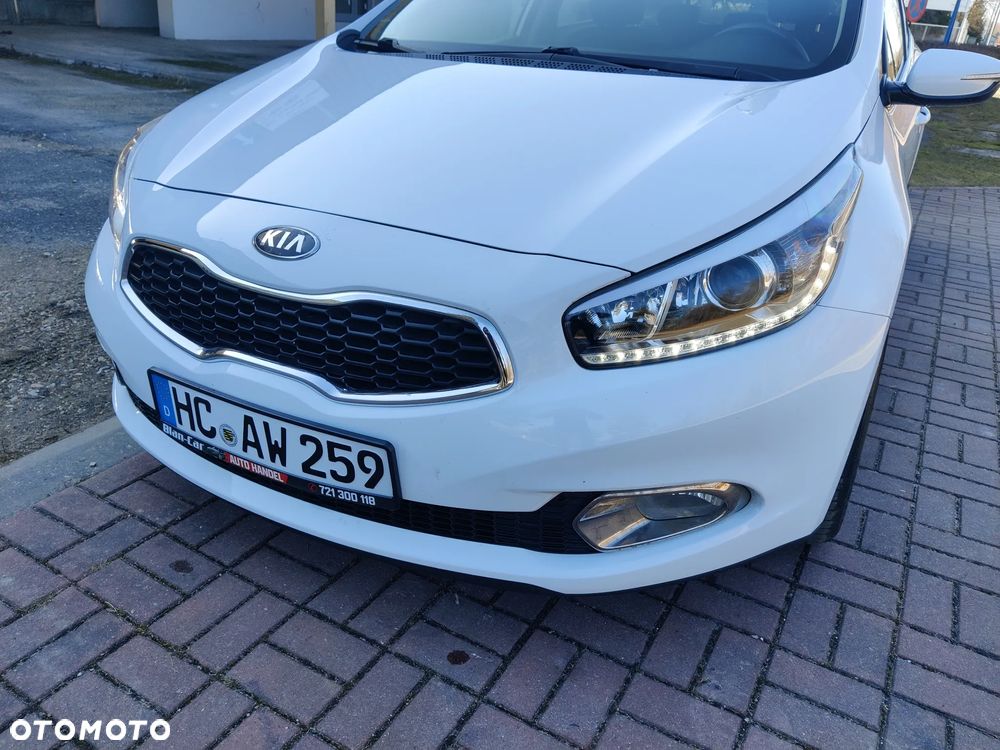 Kia Ceed 1.4 CRDi 90 Vision - 9