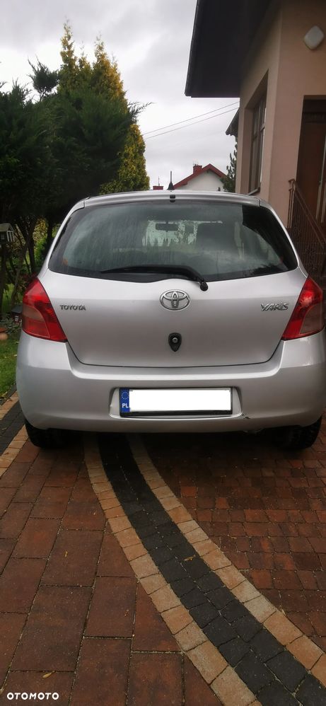 Toyota Yaris - 5