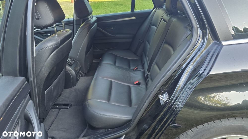 BMW Seria 5 518d - 20