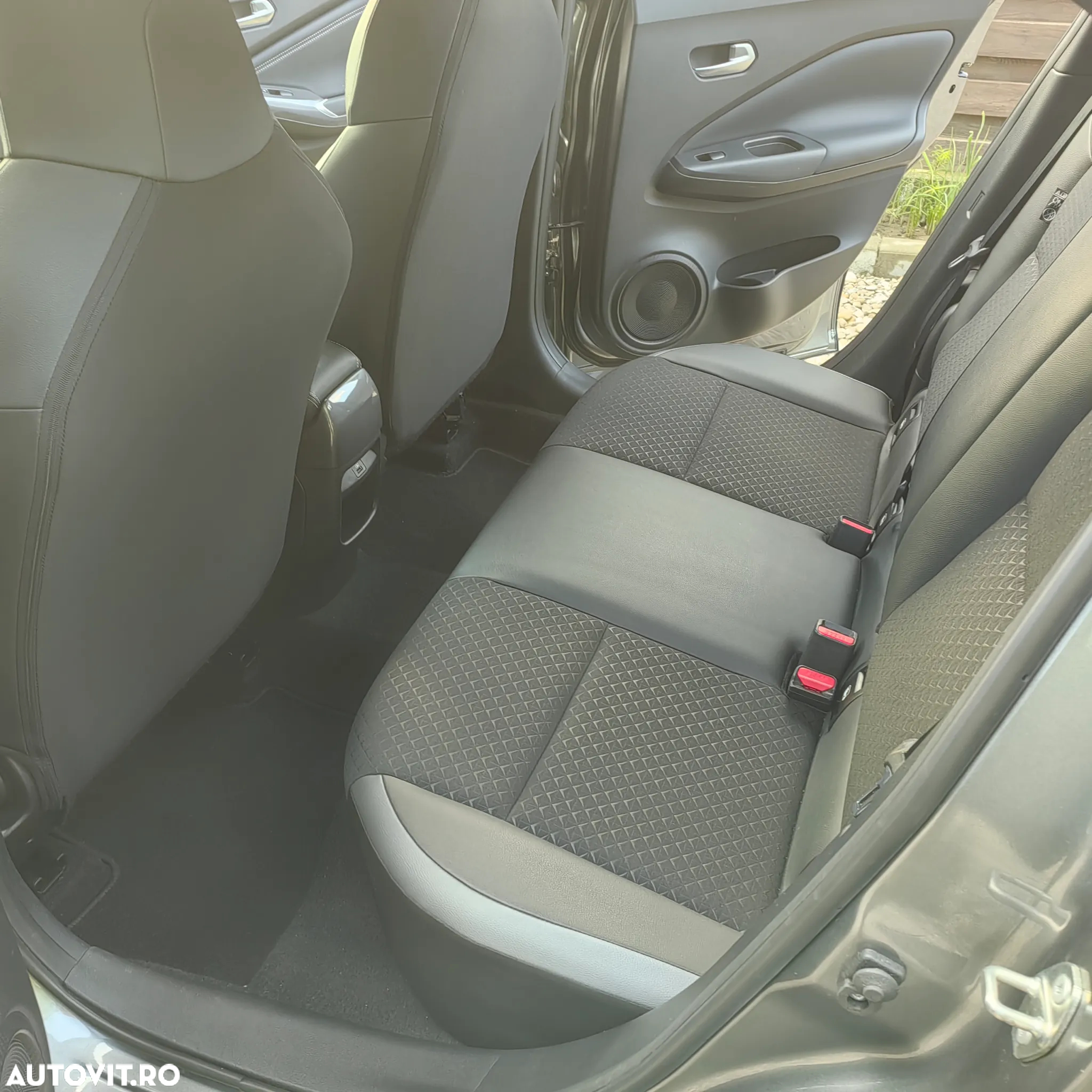 Nissan Juke 1.0 DIG-T DCT N-Connecta - 19