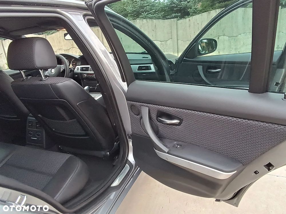 BMW Seria 3 - 12
