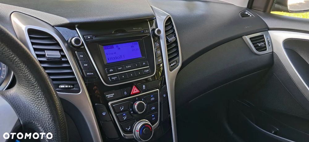 Hyundai i30 blue 1.6 GDI Style - 21