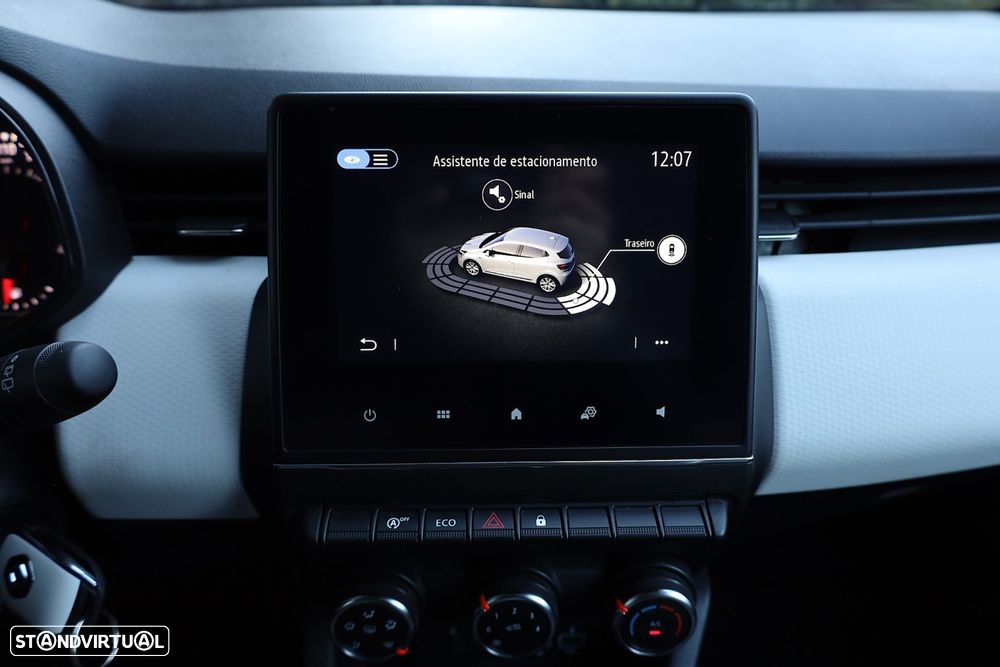 Renault Clio 1.5 Blue dCi Evolution - 27