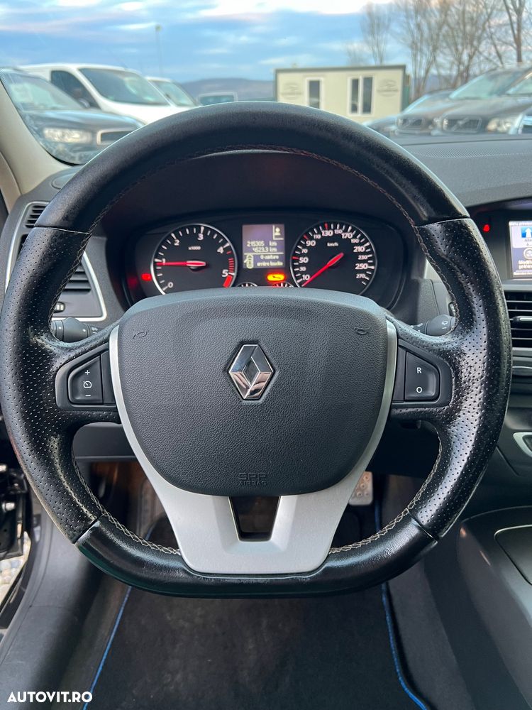 Renault Laguna Grandtour dCi 110 FAP Paris Business - 11