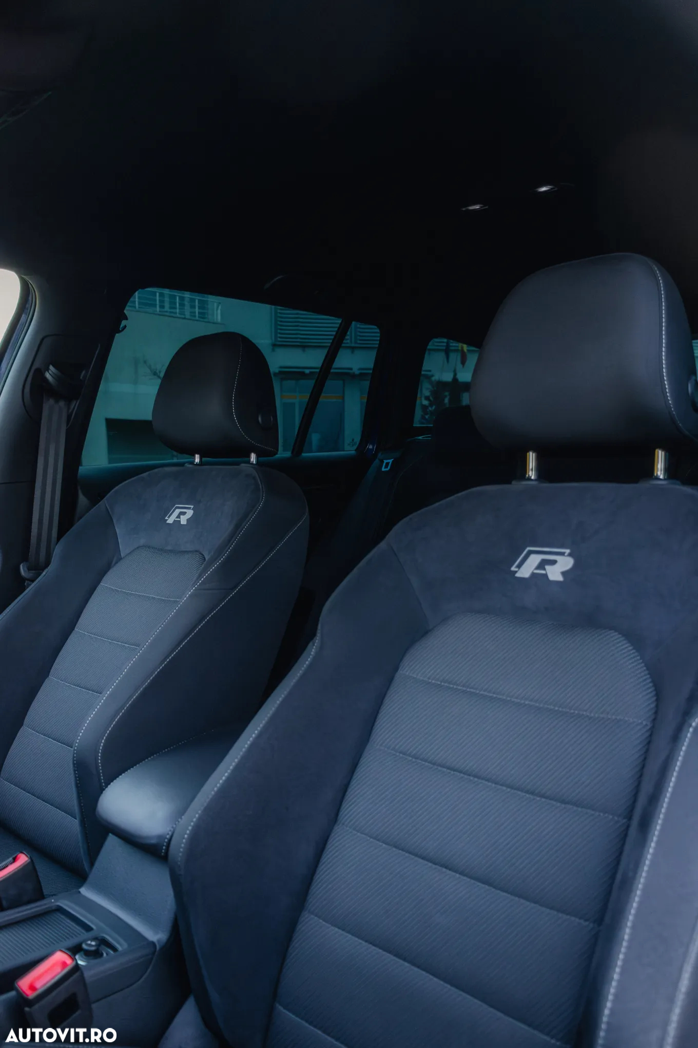 Volkswagen Golf Variant R 2.0 TSI OPF 4Motion DSG - 14