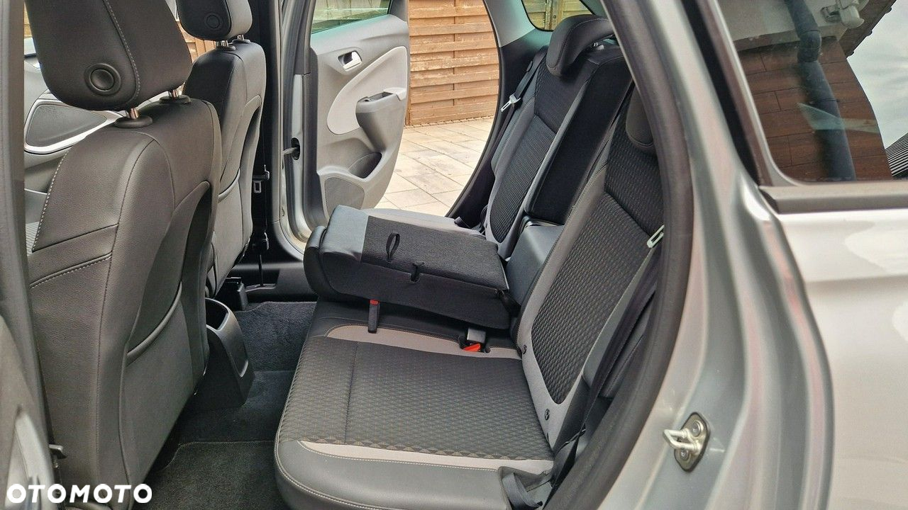 Opel Crossland X - 23