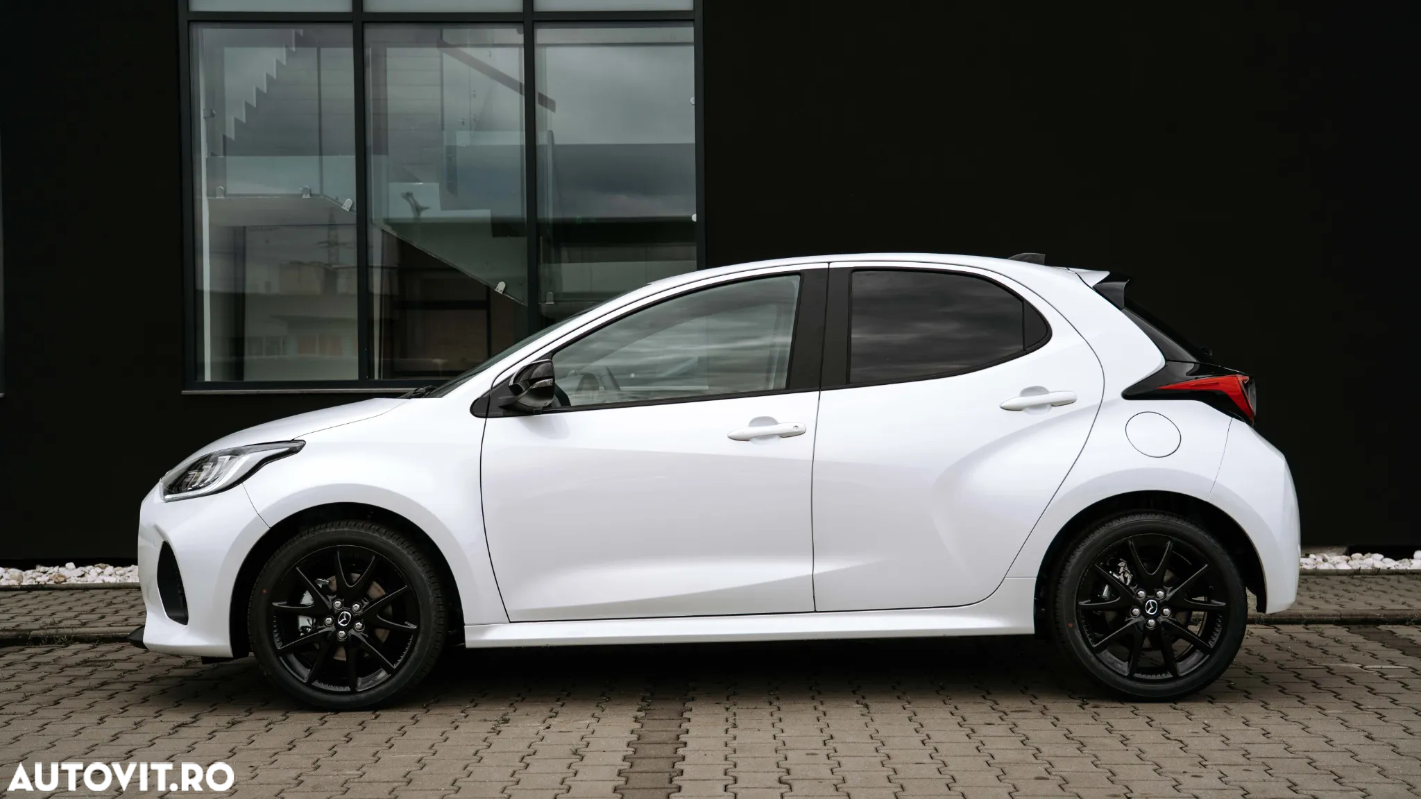 Mazda 2 Hybrid 1.5 VVT-i 116 CVT HOMURA - 6